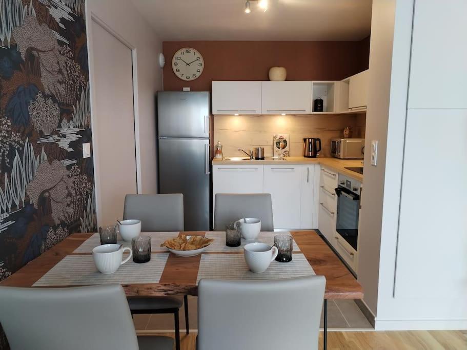 Appartement Neuf Classe, Balcon Et Petite Vue Mer เปลเนิฟ-วัล-อ็องเดร ภายนอก รูปภาพ